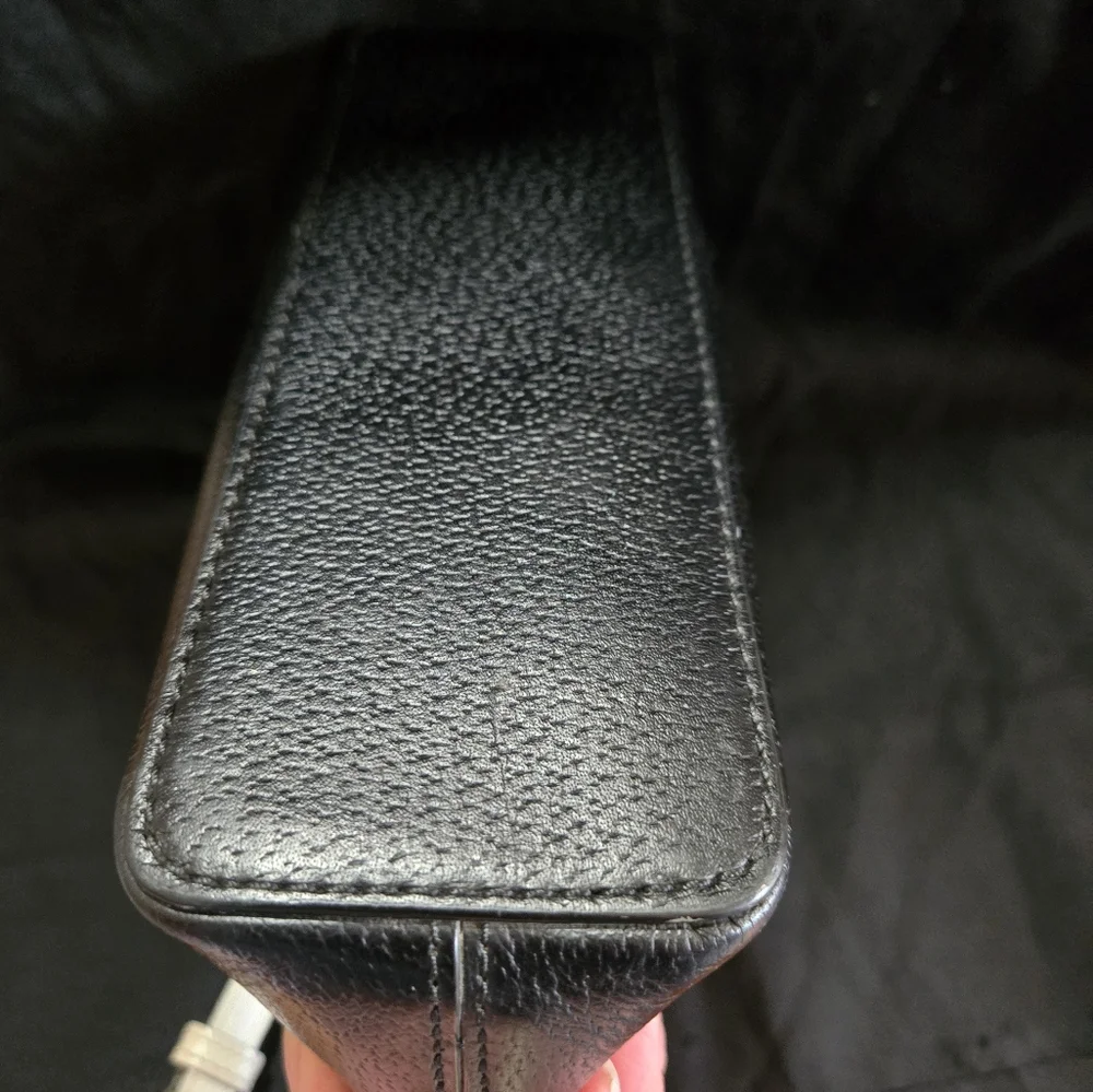 Kate Spade Black and Cream Crossbody Bag
